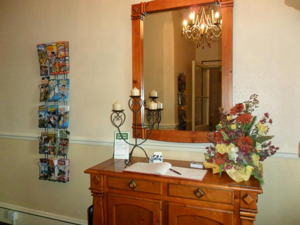 מלון טורקוואי Exton House מראה חיצוני תמונה