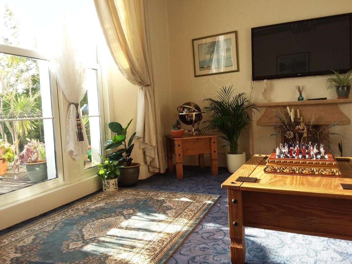מלון טורקוואי Exton House מראה חיצוני תמונה